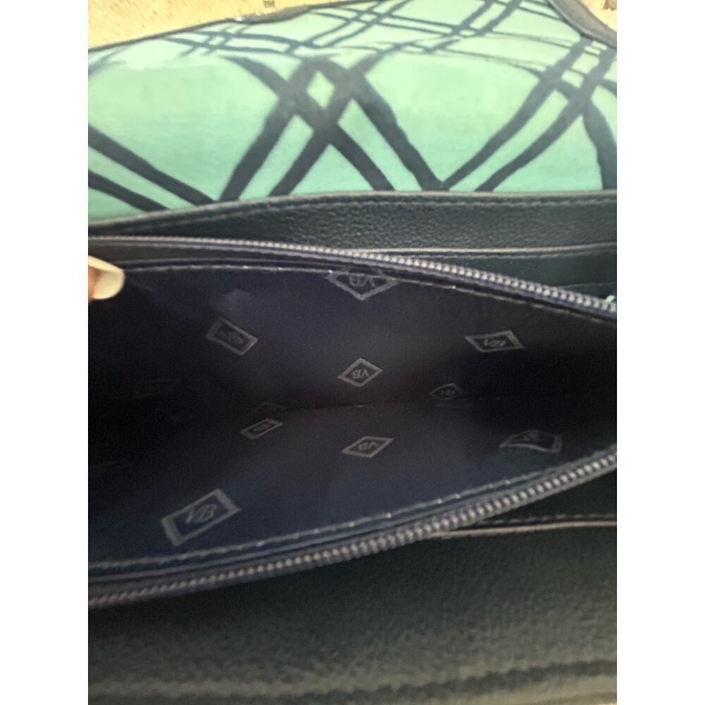 Vera Bradley Audrey Faux Leather Blue Wallet - Picture 6 of 9